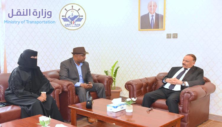وزير النقل يستقبل السفير الصومالي لدى بلادنا في مكتبه لبحث سبل التعاون المشترك بين البلدين