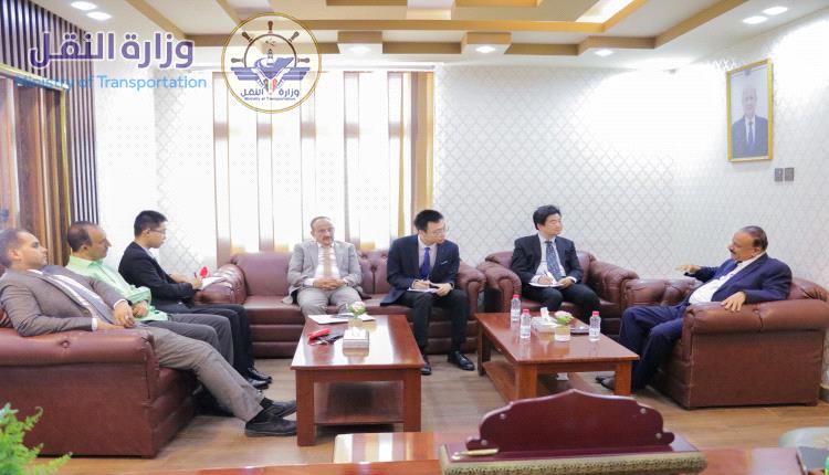 وزير النقل يبحث مع القائم بأعمال السفير الصيني لدى بلادنا أوجه الاستفادة من الاستثمارات الصينية بقطاعات النقل المختلفة 