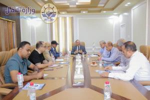 اجتماع برئاسة وزير النقل يناقش ترتيبات تسريع تشغيل رحلات شركات الطيران الخاصة 