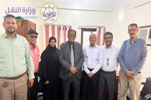الكابتن بن نهيد يتفقد سير العمل بهيئة الطيران ومطار عدن الدولي عق..