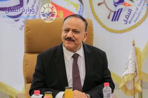 وزير النقل يبارك قرارات الرئيس القائد اللواء عيدروس الزُبيدي وبيان المجلس الإنتقالي