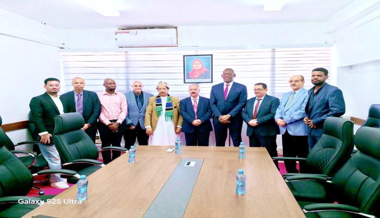 فيديو _ وزير النقل يبحث مع سلطات الطيران التنزانية سبل تعزيز التعاون المشترك في قطاع النقل الجوي 
