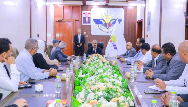 فيديو _ وزير النقل يؤكد على أهمية تطوير الأداء والارتقاء بخدمات الطيران المدني