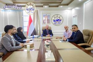 وزير النقل يبحث مع شركة "فالار" الأمريكية آليات تطوير أمن الطيران وتأهيل الكوادر الوطنية
