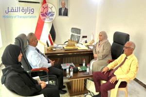 وزير النقل يبحث مع وزيرة الدولة لشؤون المرأة تعزيز دور المرأة في قطاعات النقل
