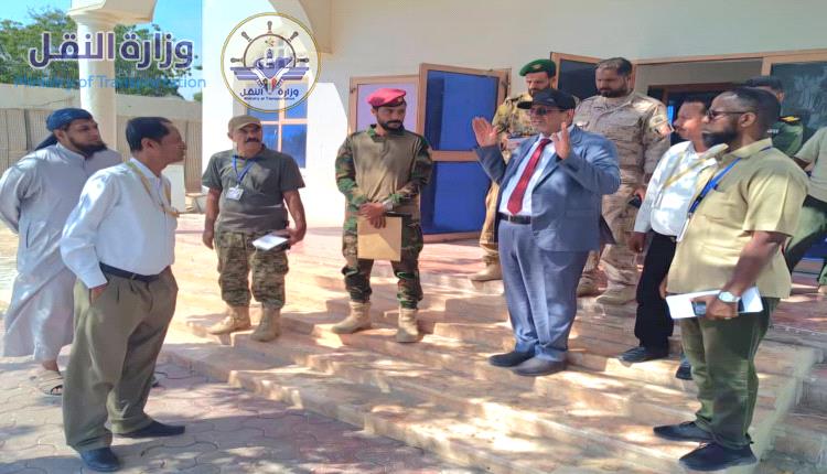 رئيس هيئة الطيران يطلع على الترتيبات النهائية لإعادة تشغيل مطار الريان الدولي