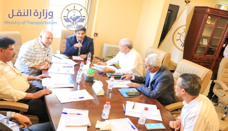 اجتماع للجنة المكلّفة بتعديل وتحديث اللائحة التنظيمية للوزارة
