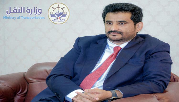 نائب وزير النقل يكشف زيف ادعاءات الحوثيين بشأن حصار ميناء الحديدة