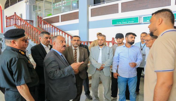 فيديو _ وزير النقل يتفقد سير العمل بعدد من المؤسسات التابعة للوزارة ويؤكد استمرار النشاط الملاحي والجوي