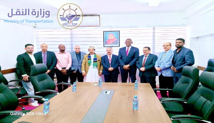 وزير النقل يناقش مع سلطات الطيران التنزانية تعزيز التعاون في قطاع النقل الجوي وتفعيل الرحلات المباشرة