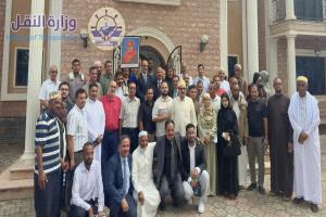 وزير النقل يزور سفارة بلادنا في تنزانيا ويناقش مع الجالية سبل تعزيز خدمات النقل
