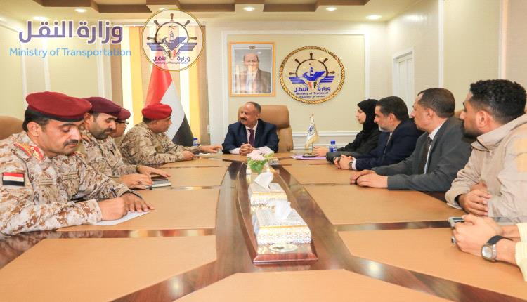 وزير النقل يناقش مع مساعد وزير الدفاع للشؤون اللوجستية تعزيز التنسيق المشترك
