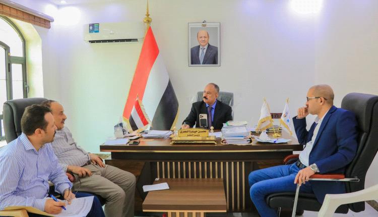 فيديو _ وزير النقل يناقش أوضاع مؤسسات الموانئ المحررة وسير النشاط الملاحي 