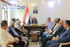 وزير النقل يناقش جهود التنسيق المشترك ومتابعة اوضاع مختلف قطاعات النقل في ظل المستجدات