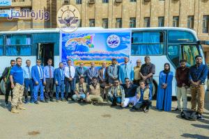 وزير النقل ورئيس جامعة عدن يدشنان مشروع النقل الجماعي المجاني لطلاب جامعة عدن